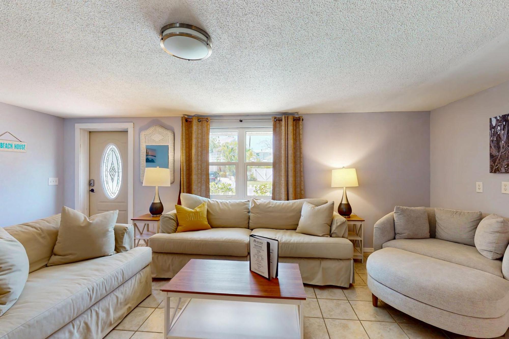 Getaway On Gladiolus Villa Anna Maria Exterior photo