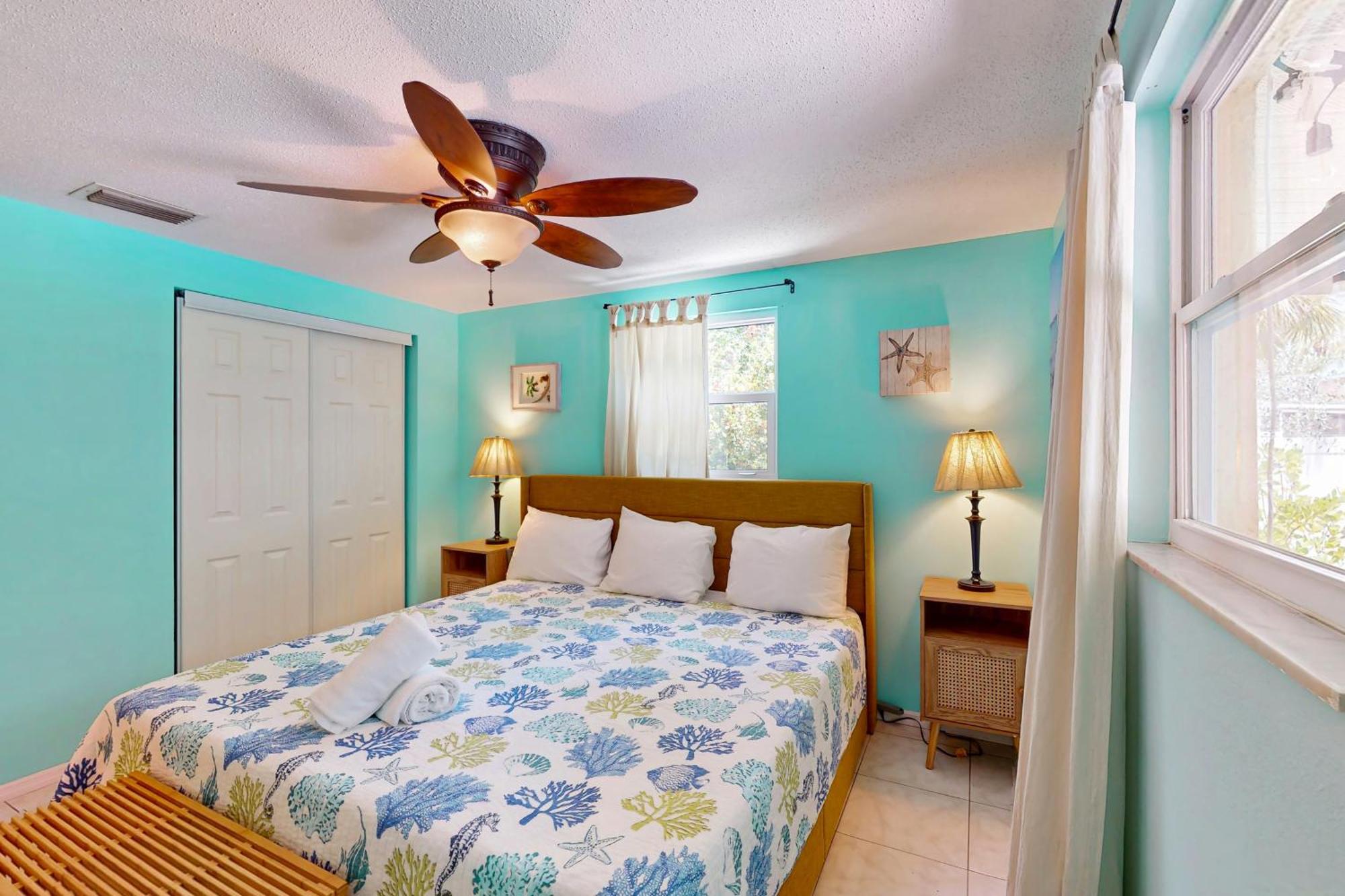 Getaway On Gladiolus Villa Anna Maria Exterior photo