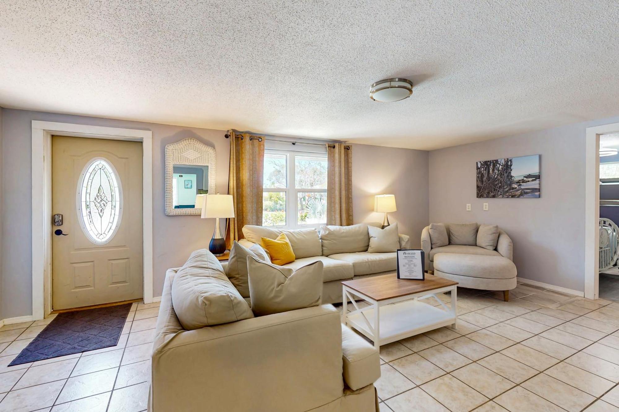 Getaway On Gladiolus Villa Anna Maria Exterior photo