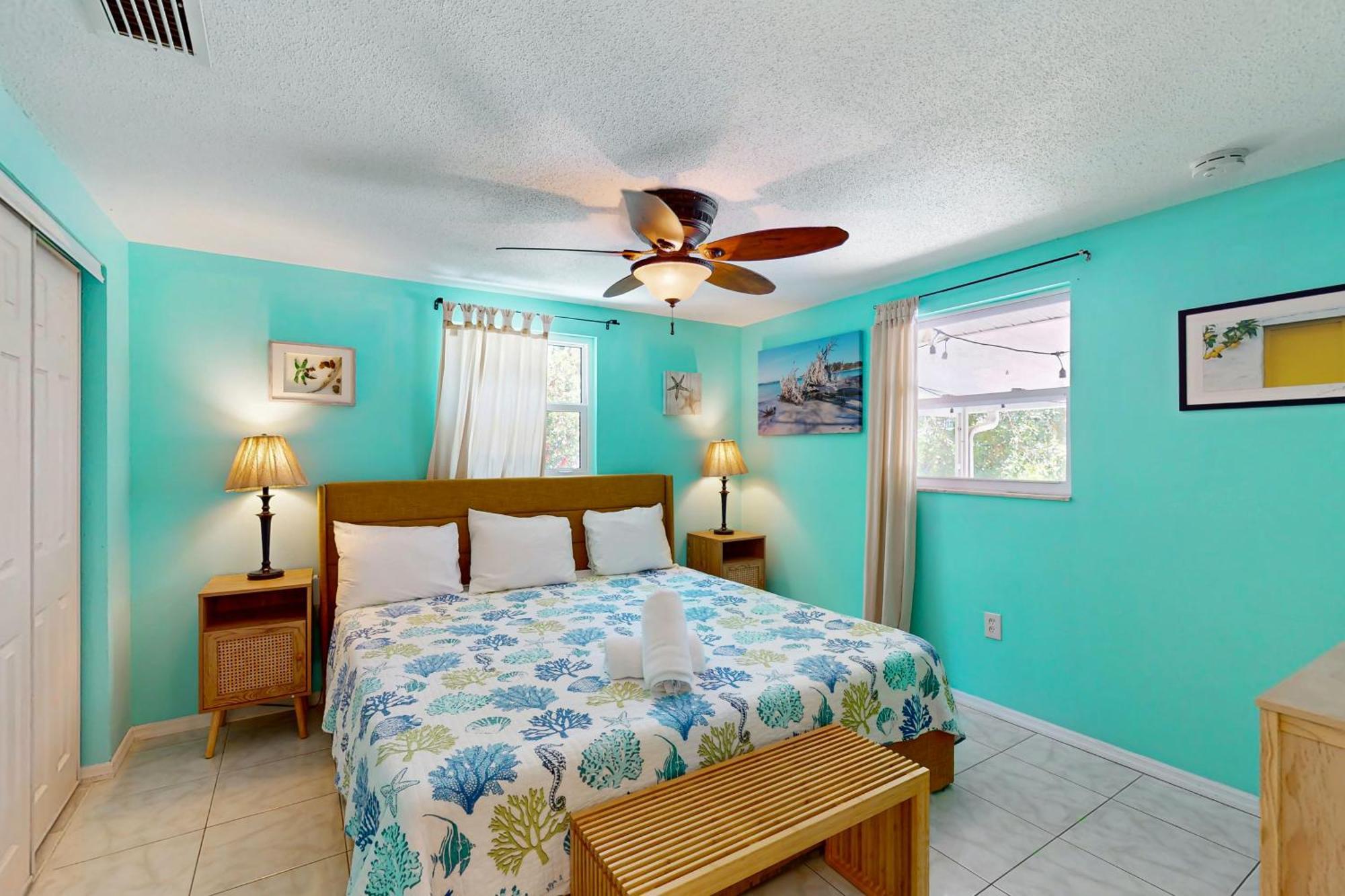 Getaway On Gladiolus Villa Anna Maria Exterior photo